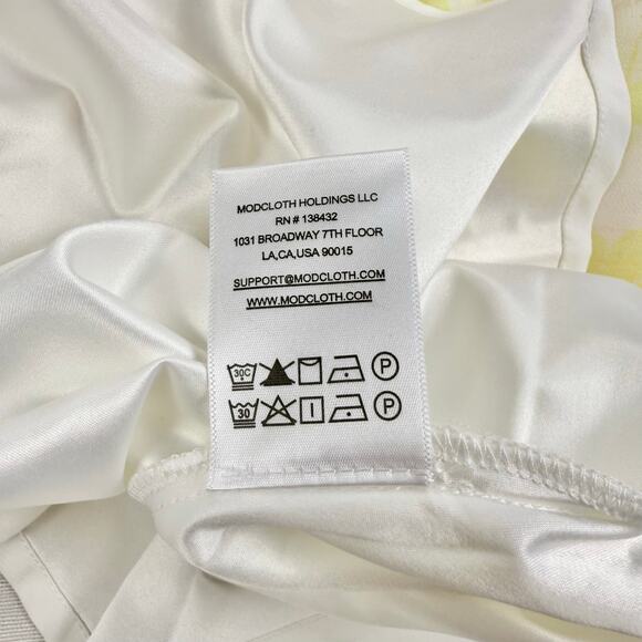 Mod Cloth Women's Flutter of Flattery Midi Dress Small Yellow Garden Girl - Picture 14 of 16